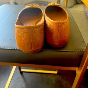 Tory Burch flat size 11… great for return to office comfort!
